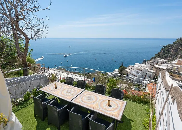 Maristella Apartment *