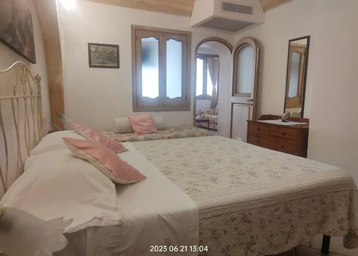 Maristella Apartment *